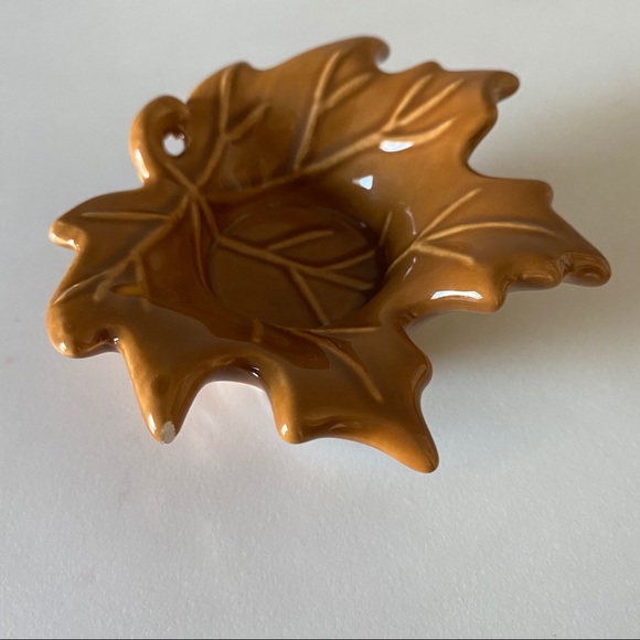Autumn leaves candle holder - Picture 5 of 6